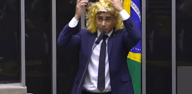 Nikolas Ferreira faz discurso transfóbico na Câmara no Dia da Mulher