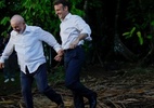 Fotos de encontro entre Lula e Macron viram meme: 'Casal feliz na Amazônia'
