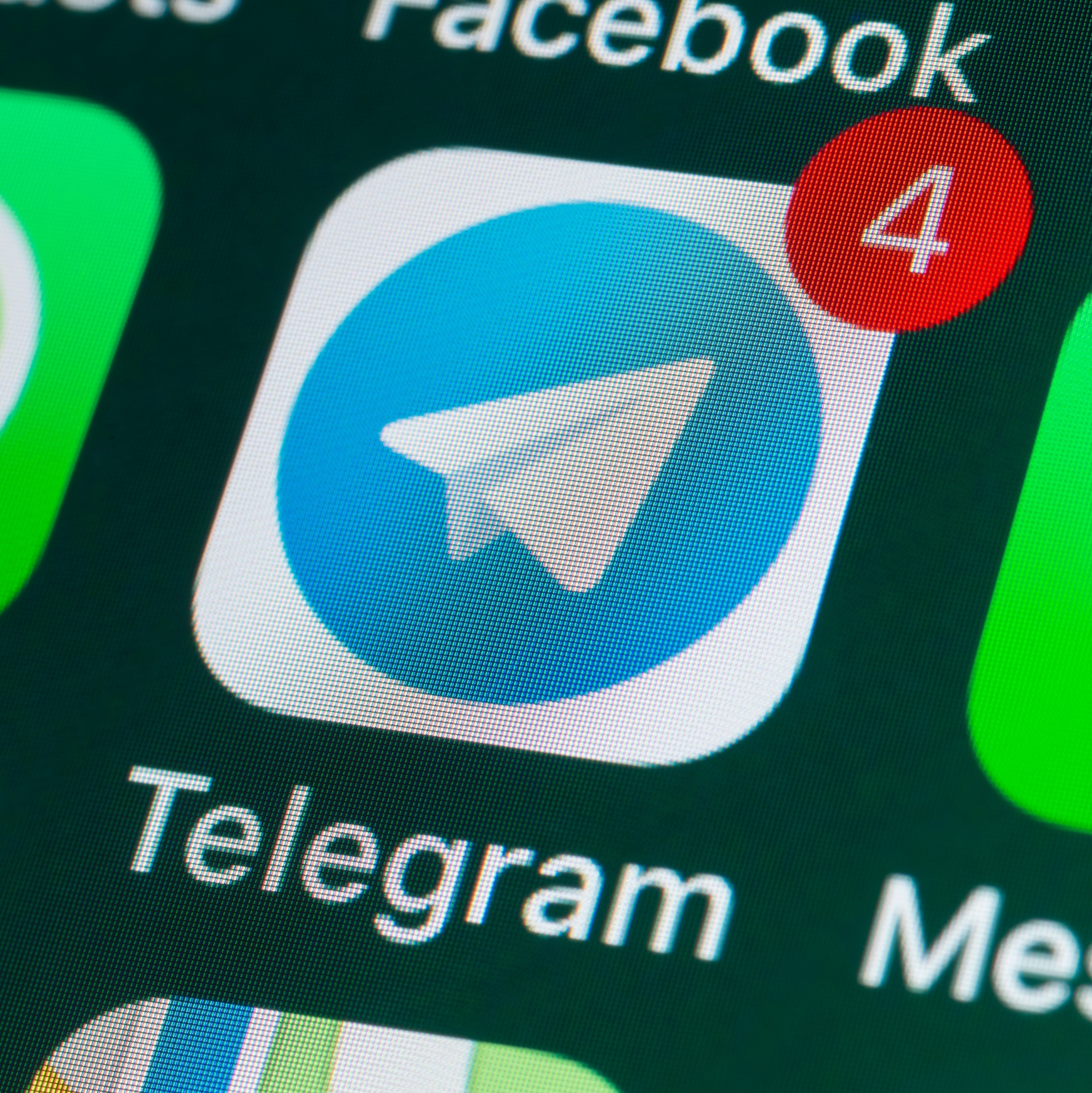 Fique longe do WhatsApp', alerta fundador do Telegram - TecMundo