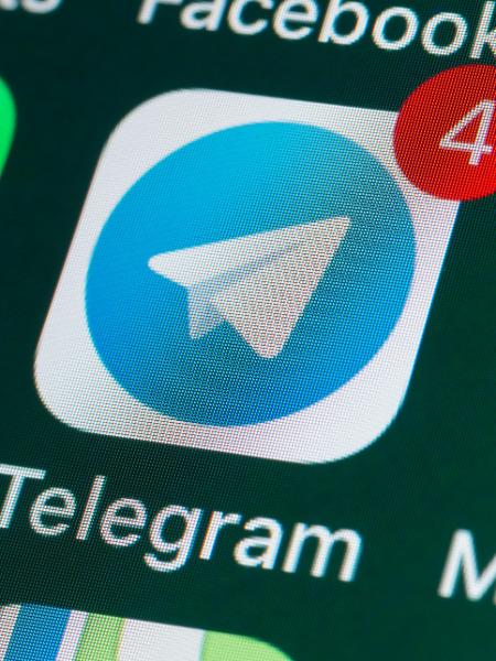 Telegram, aplicativo de mensagens, ao lado de WhatsApp e Messages - Getty Images