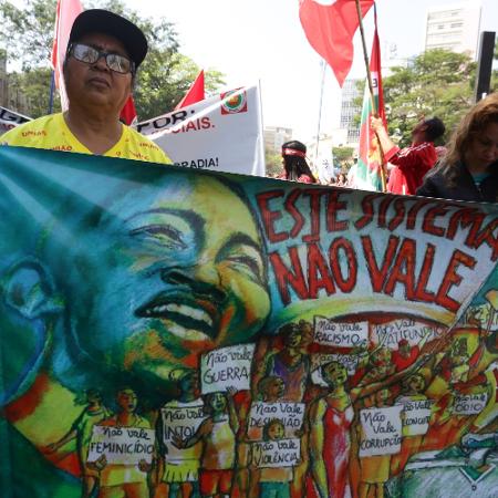 O Grito dos Excluídos acontece em várias cidades brasileiras em 7 de setembro - FÁBIO VIEIRA/FOTORUA/ESTADÃO CONTEÚDO