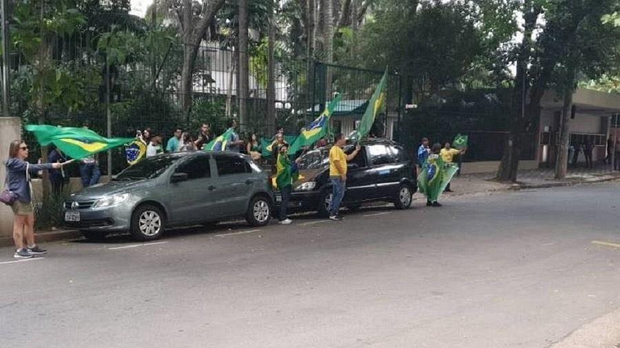 Protesto na frente da case do ministro do STF Alexandre de Moraes - Reprodução