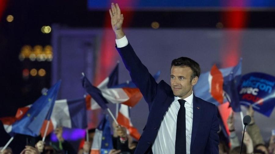 Emmanuel Macron foi reeleito presidente da França neste domingo (24/04) com 58,54% dos votos válidos, segundo dados da autoridade eleitoral francesa com 100% das urnas apuradas. Sua rival, a candidata da direita radical - Reuters