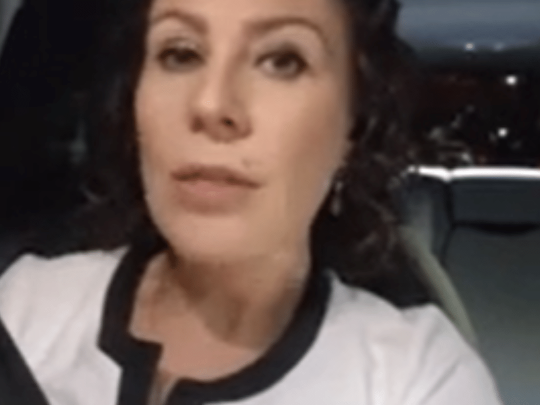 Zambelli espalha mentiras sobre relatório da Defesa em grupos de mensagens