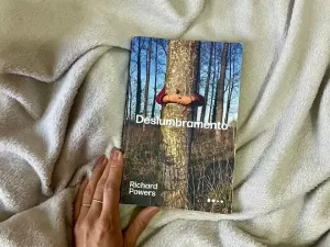 'Deslumbramento': livro sobre 'mundo em colapso' me fez perder o sono