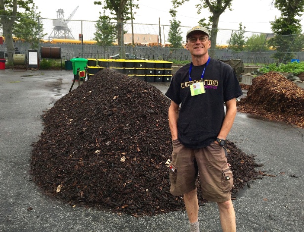 David Buckel em usina de compostagem, no Brooklyn, em Nova York - The New York Times