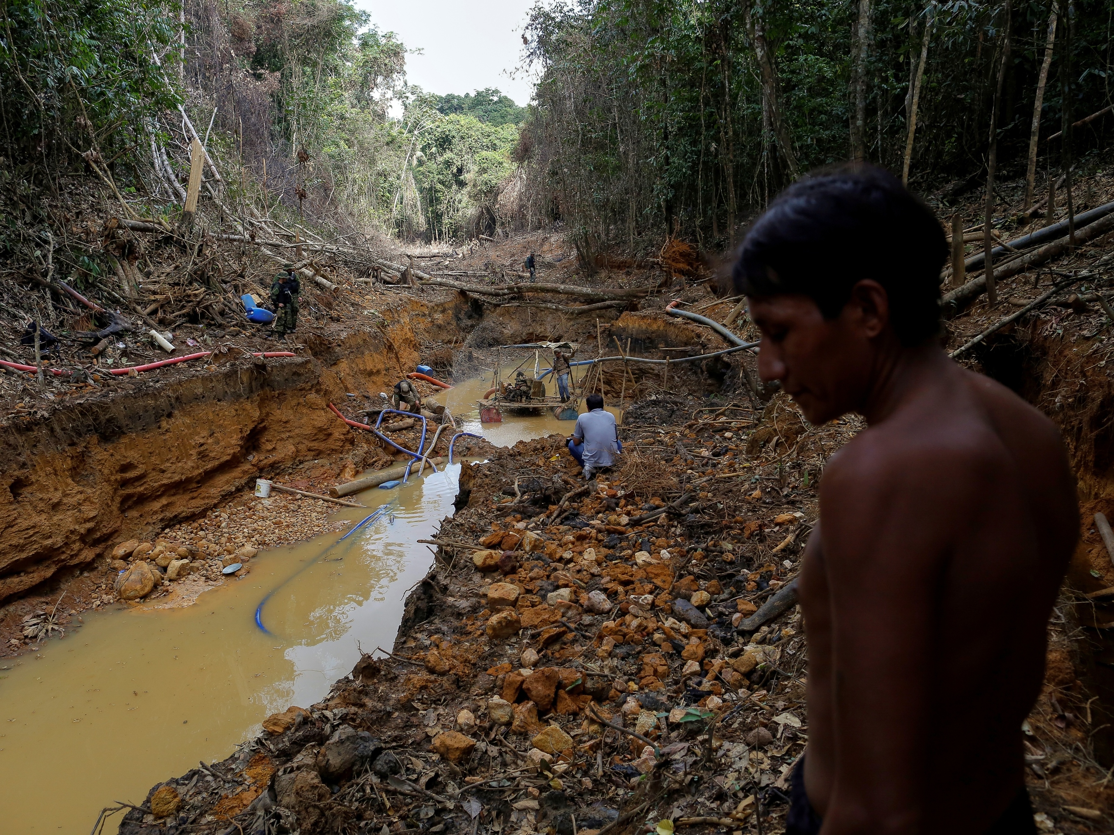 Bolsonaro é candidato a réu por abrir porteiras para genocídio yanomami