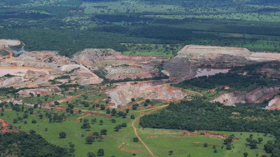 Ao todo, oito projetos minerários serão listados, incluindo áreas com ouro e terras raras - Carl de Souza/AFP