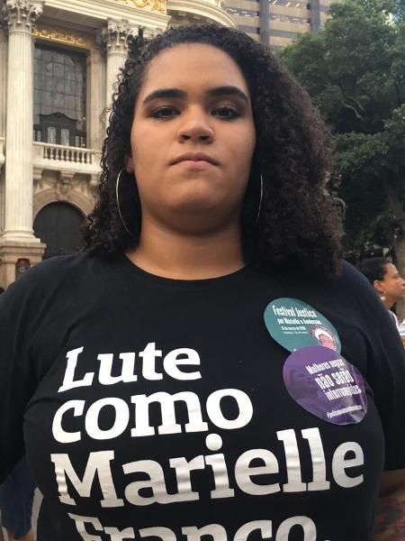 Luyara Franco, filha de Marielle diz em ato 1 ano depois: "eu não queria estar aqui" - Taís Vilela/UOL