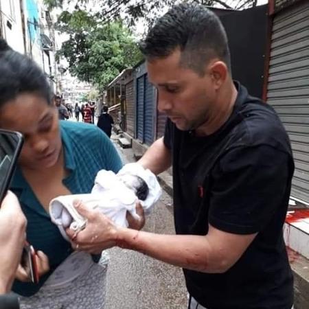Fernando Vincler dos Santos, que ajudou em um parto no meio de uma rua no Rio - Arquivo pessoal