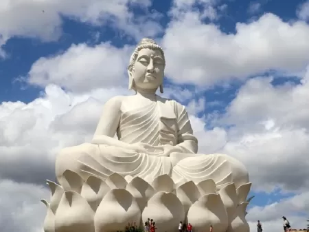 Maior estátua do mundo, na Índia, tem 5 vezes o tamanho do Cristo Redentor  - Casa e Jardim