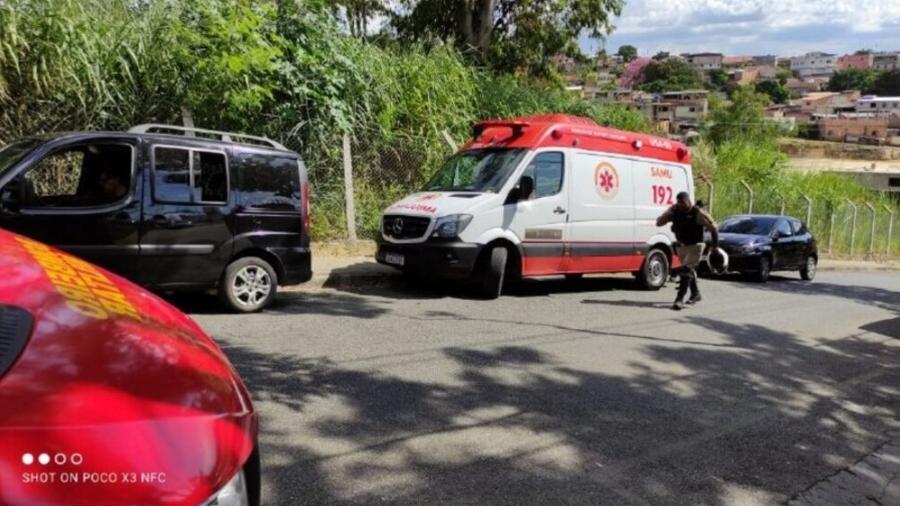 Idosa e criança foram encontradas em apartamento com vestígios de sangue - Divulgação/Corpo de Bombeiros de Minas Gerais