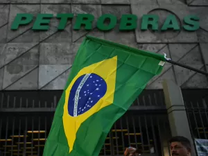 8 presidentes em um período de 8 anos, o que acontece com a Petrobras