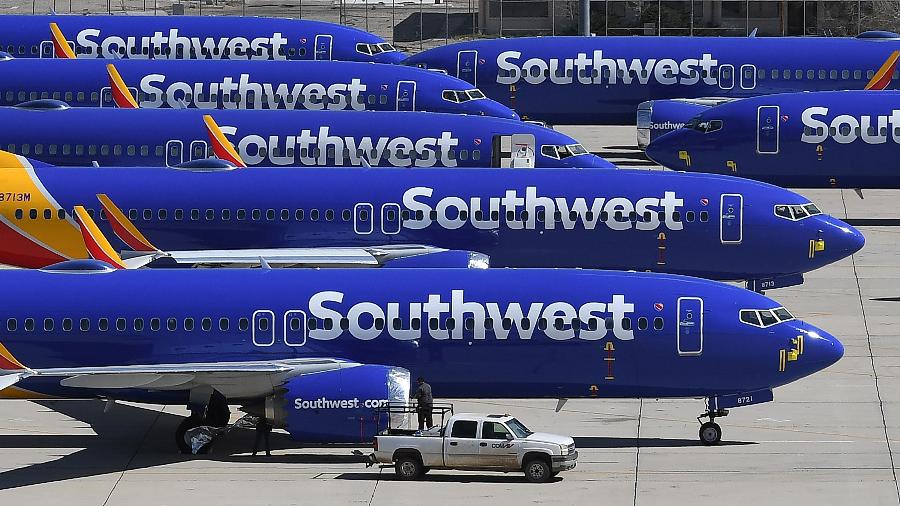 28.mar.2019 - Aeronaves da companhia aérea Southwest Airlines, na Califórnia (EUA) - Mark Ralston/AFP