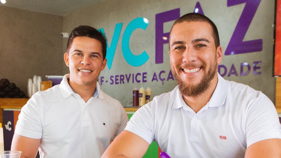 Lucas Vanni (à esq.) e Bruno Alexandre são sócios na empresa Açaí da Cidade, que tem 22 unidades em operação - Divulgação