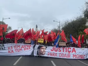 Violência contra negros torna urgente criminalização do racismo em Portugal