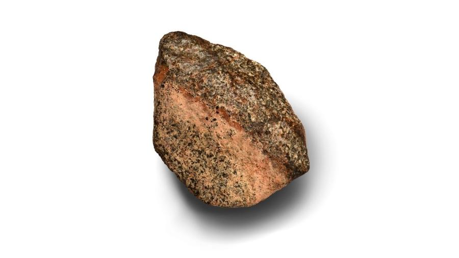 Rocha de tonalidade rosada preserva registros de mais de 4,1 bilhões de anos da história de Marte Rocha de tonalidade rosada preserva registros de mais de 4,1 bilhões de anos da história de Marte