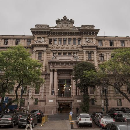24.out.2014 - Fachada do prédio do Tribunal de Justiça de São Paulo - Avener Prado/Folhapress