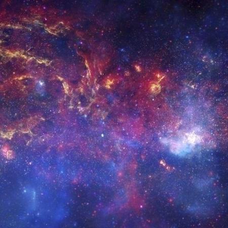 Antes de assistir a 'Tempo', conheça o universo misterioso de