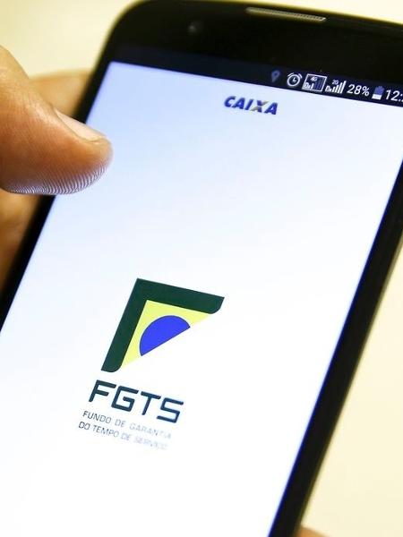 Trabalhador pode consultar se tem direito ao saque no aplicativo FGTS - Marcelo Camargo/Agência Brasil