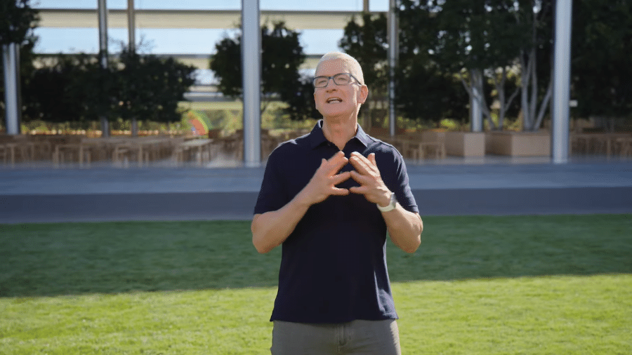 CEO Tim Cook, no Apple Event, confirmou a chegada do novo sistema operacional para o dia 12 deste mês - Reprodução/Apple
