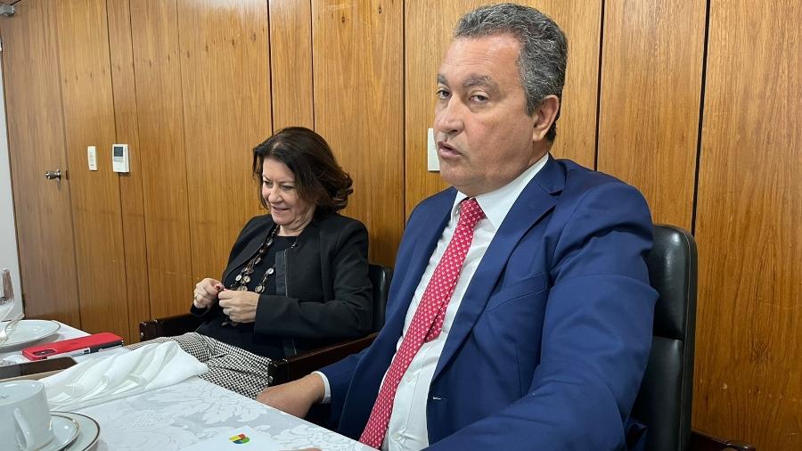 O ministro-chefe da Casa Civil, Rui Costa, em café da manhã com a imprensa - Lucas Borges Teixeira/UOL