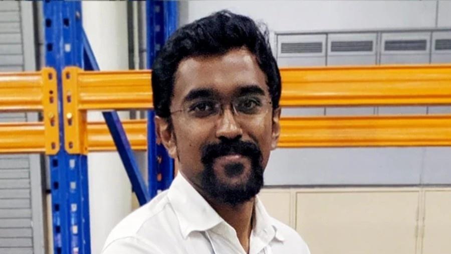 K. Kawshigan atua como diretor da empresa de drones D1 Racing, em Cingapura - Reprodução/Twitter