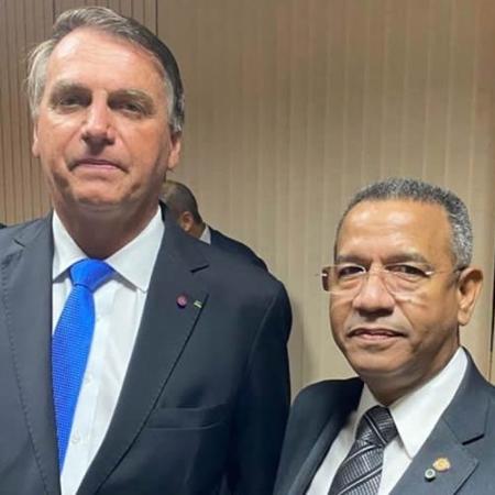 Bolsonaro e juiz aposentado em setembro de 2021