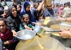 Israel retoma envio aéreo de comida à Gaza; ONU diz que medida é ineficaz