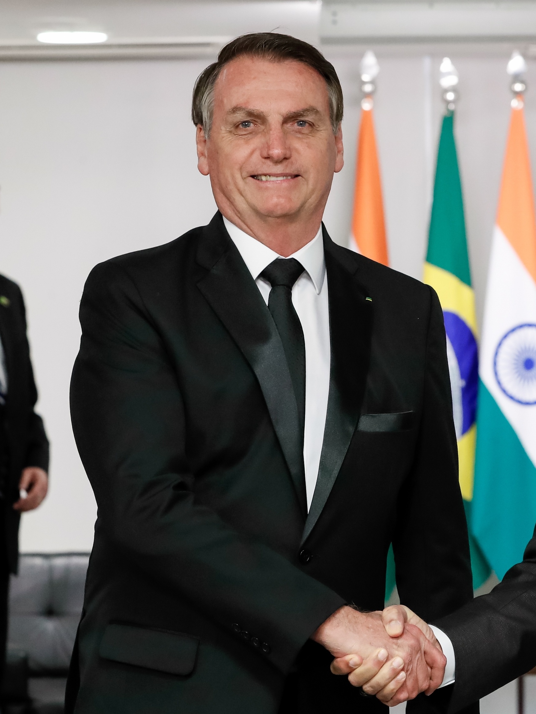Sueca H&M suspende compra de couro do Brasil; Política de degradação do  meio ambiente do Governo Bolsonaro prejudica agronegócio - Jornal Grande  Bahia (JGB)
