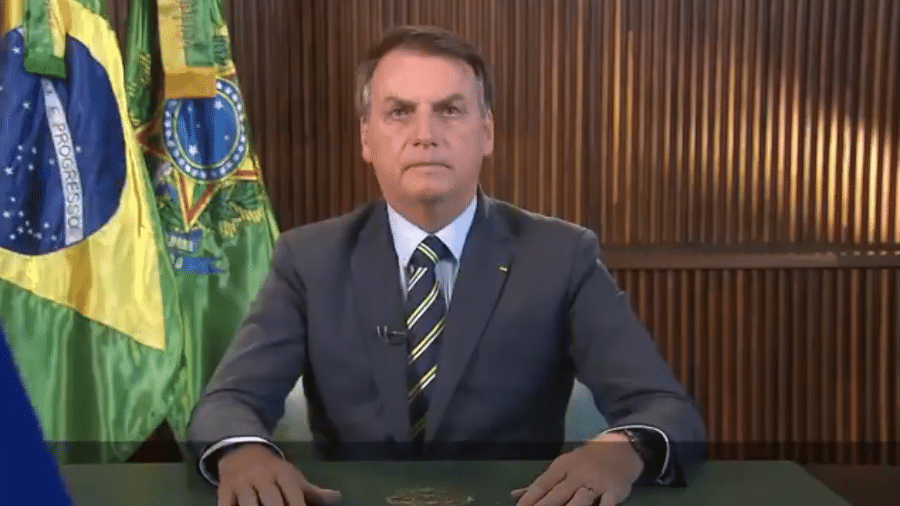 O presidente Jair Bolsonaro (sem partido) durante pronunciamento em rede nacional, criticado por procuradores do topo da carreira do MPF - Reprodução/Twitter