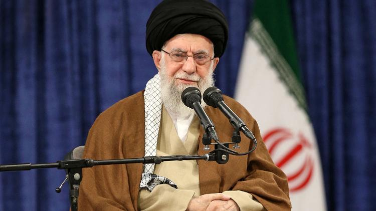 Líder supremo do Irã, aiatolá Ali Khamenei, está sob pressão para reagir aos ataques Líder supremo do Irã, aiatolá Ali Khamenei, está sob pressão para reagir aos ataques