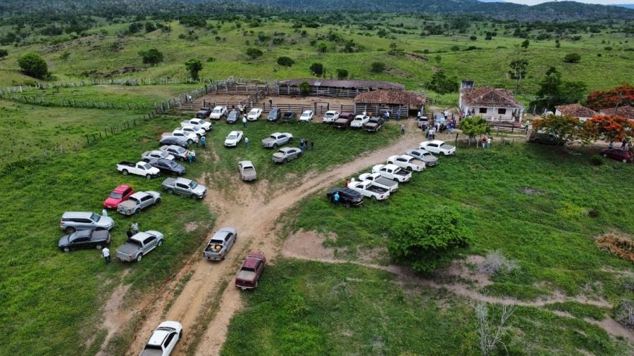 Grupo "Invasão Zero" reuniu fazendeiros da região para expulsar indígenas que ocuparam fazenda