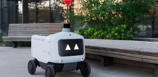 Não sobem até apê e sem gorjetas: como são os robôs entregadores da Uber