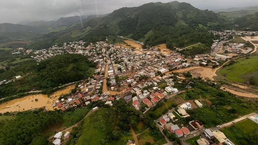 Enchentes no Espírito Santo deixam cidades em estado de calamidade - Adriano Zucolotto/Governo do Espírito Santo/AFP Photo