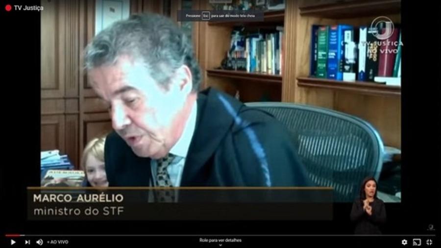 Neta de ministro Marco Aurélio Mello surge em sessão - Reprodução/TV Justiça