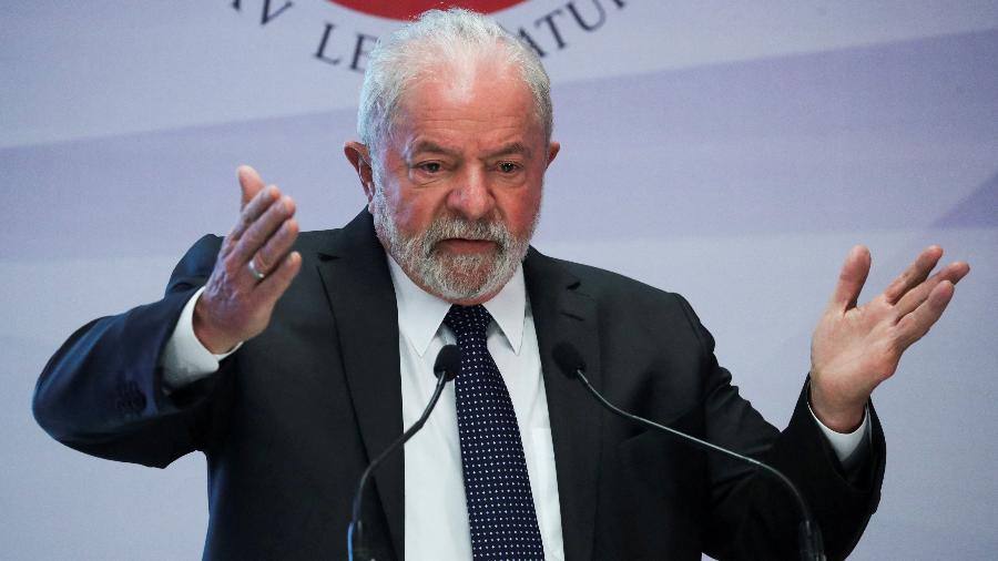 03.03.22 - O ex-presidente brasileiro Luiz Inácio Lula da Silva durante discurso em reunião com senadores no México - Edgard Garrido/Reuters