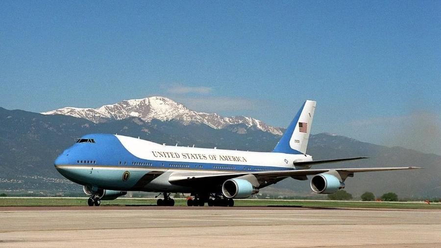 Avião presidencial norte-americano, o Air Force One, custa R$ 3,4 bilhões