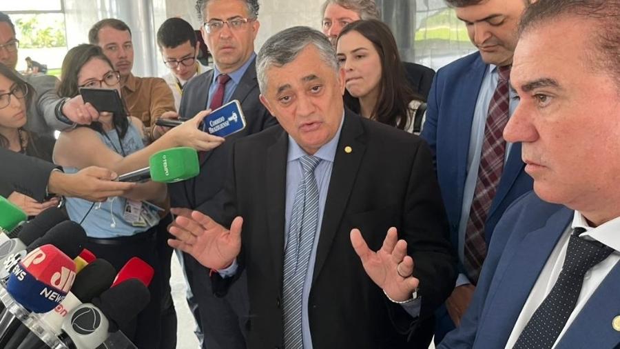 Líder do governo na Câmara, o deputado José Guimarães (PT-CE) está pressionado após derrotas do Planalto - Lucas Borges Teixeira/UOL