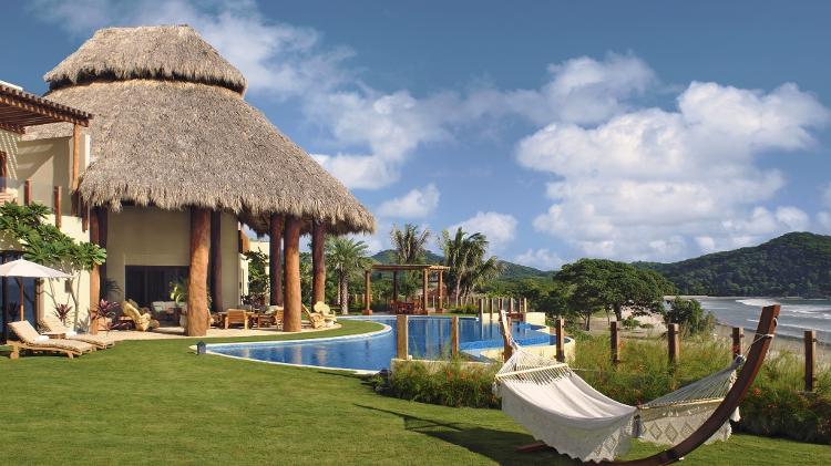 Uma villa composta por três casas na Nicarágua está à venda por R$ 79 milhões; área tem duas praias privativas