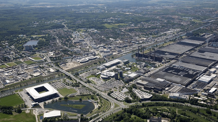 O parque industrial da Volkswagen, em Wolfsburg, cidade de pouco mais de 120 mil habitantes localizada no norte da Alemanha