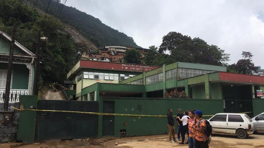 As 13 escolas ainda utilizadas como abrigo deveriam ter sido ocupadas por, no máximo, 48 horas, segundo o MP - Lola Ferreira/UOL