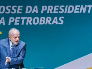 Lula pede mais rigor à Petrobras para extrair petróleo na Margem Equatorial