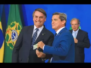 Bolsonaro inaugura no país um novo tipo penal: o golpe de estado continuado