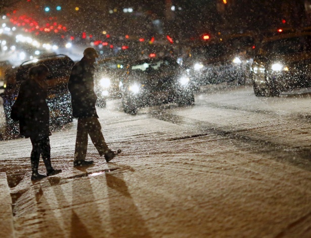 20.jan.2016 - Nevasca congelou estradas, levou ao fechamento de escolas e à declaração de situação de alerta em vários Estados nos Estados Unidos - Carlos Barria/Reuters