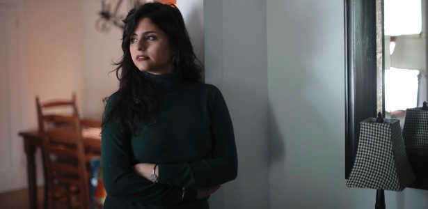 Sana Mustafa, uma refugiada síria, em sua casa em Red Hook, Nova York, EUA - Nathaniel Brooks/The New York Times
