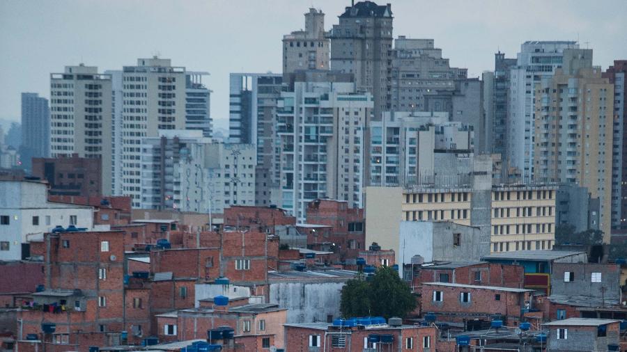 Vista da favela de Paraisópolis, na zona sul de São Paulo - Tiago Queiroz/Estadão Conteúdo