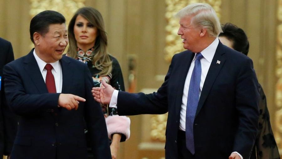 9.nov.2017 - Os presidentes da China e dos EUA, Xi Jinping e Donald Trump, chegam para jantar no Grande Salão do Povo, em Pequim - Thomas Peter - Pool/Getty Images