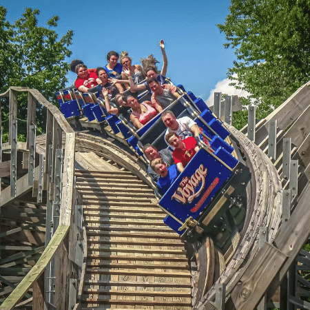 Mulher de 47 anos teve hemorragia durante passeio de montanha-russa e morre horas depois - Reprodução / Redes Sociais - Reprodução / Redes Sociais