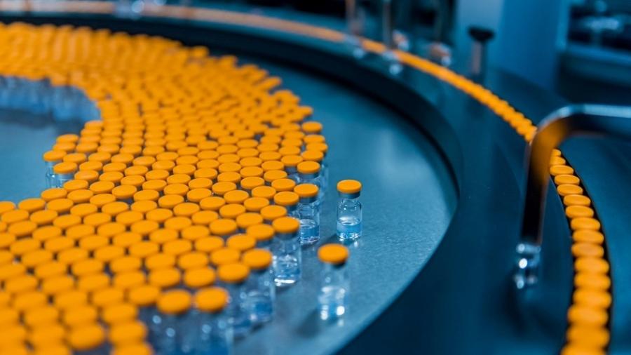 Laboratório não deixou claro se investirá em uma nova vacina ou se retrabalhará a que desenvolveu com a Pfizer - Divulgação/Pfizer